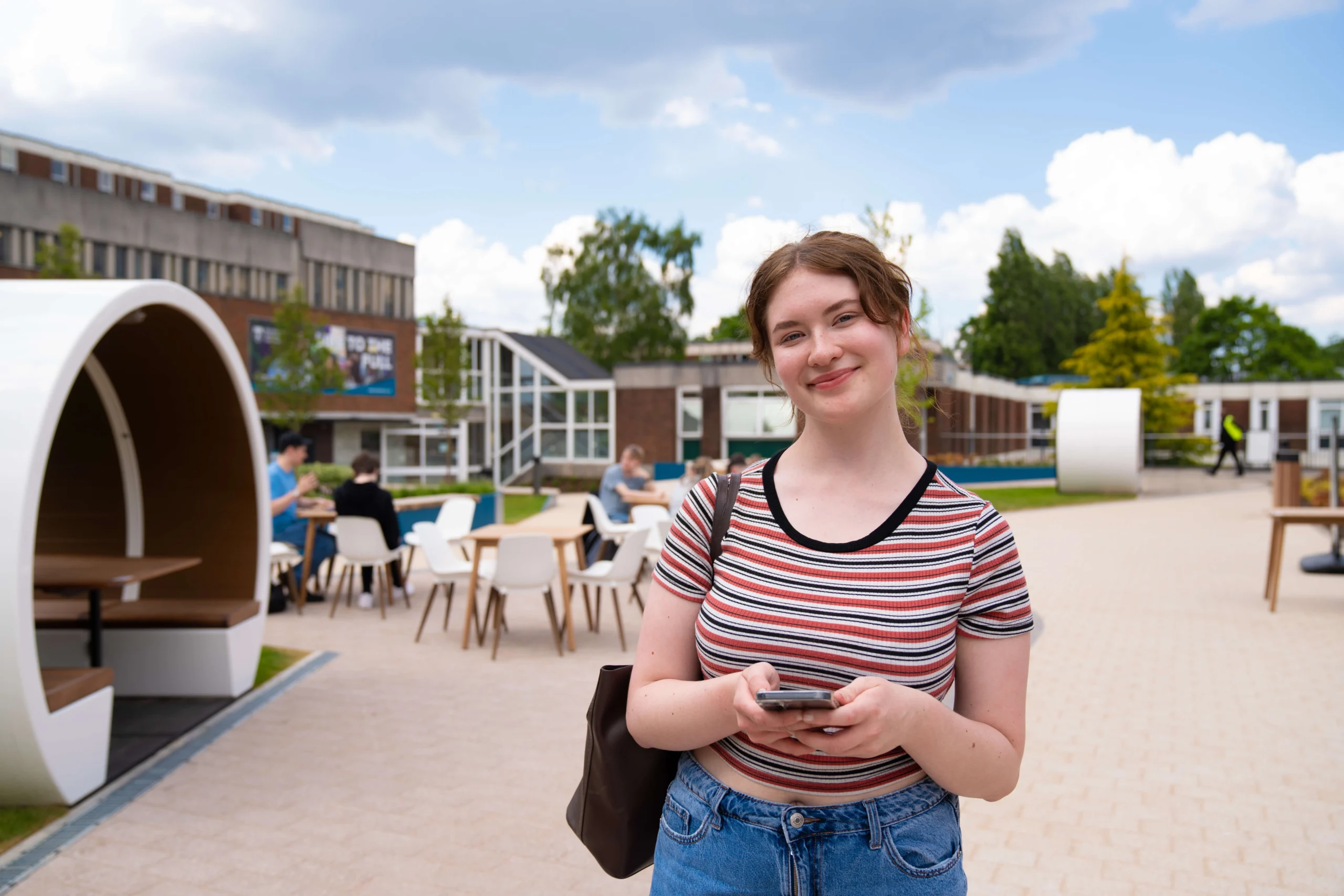 Student welcome in the quad